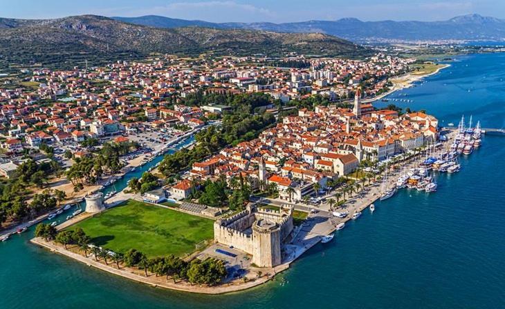 Apartamento Orange Tree Garden Trogir Exterior foto